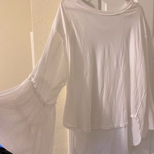 GORGEOUS FREE PEOPLE BLOUSE